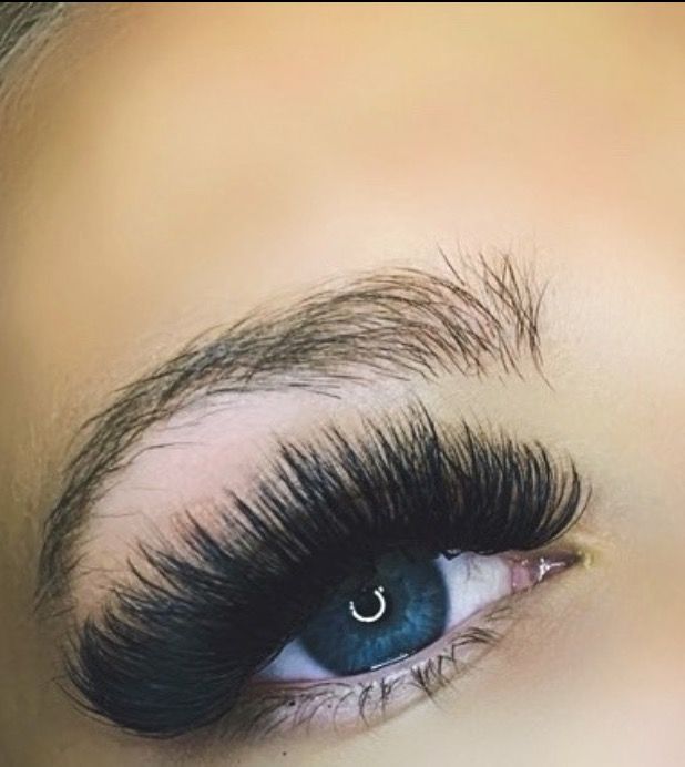 Mega Volume lash extension set by Mobile Beauty Services